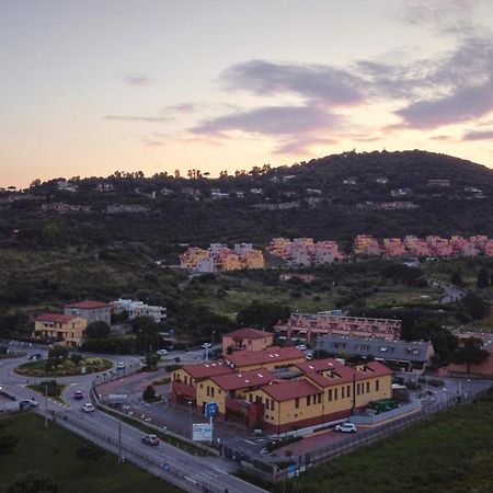 "La Terrazza Di Castiglione" Appartamenti Vacanza Castiglione della Pescaia Bagian luar foto