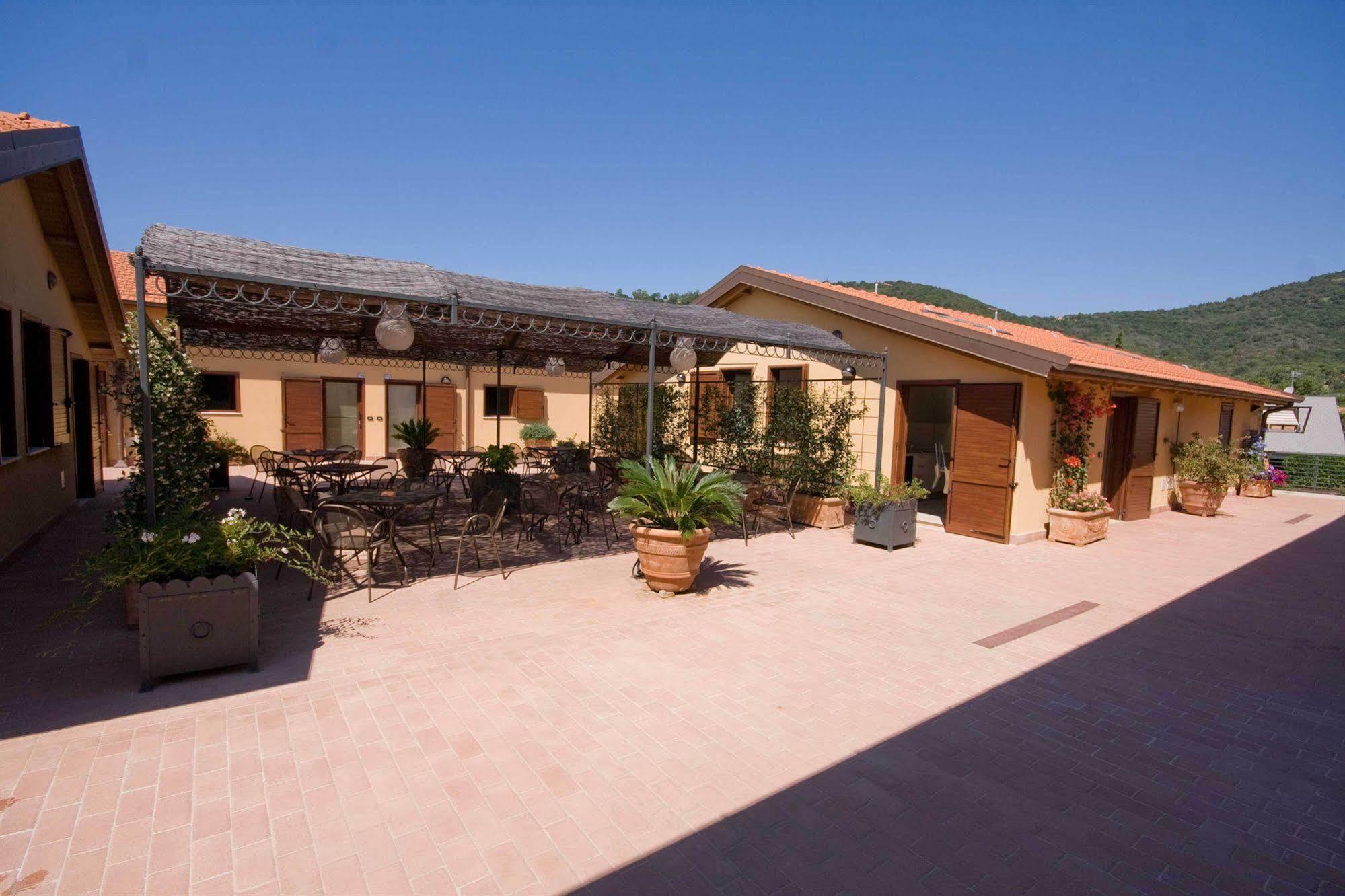 "La Terrazza Di Castiglione" Appartamenti Vacanza Castiglione della Pescaia Bagian luar foto