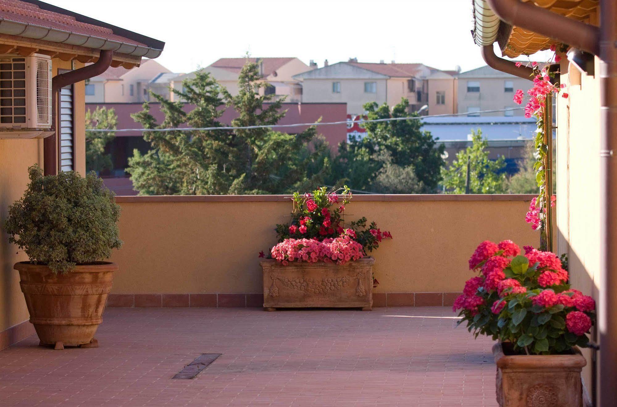 "La Terrazza Di Castiglione" Appartamenti Vacanza Castiglione della Pescaia Bagian luar foto