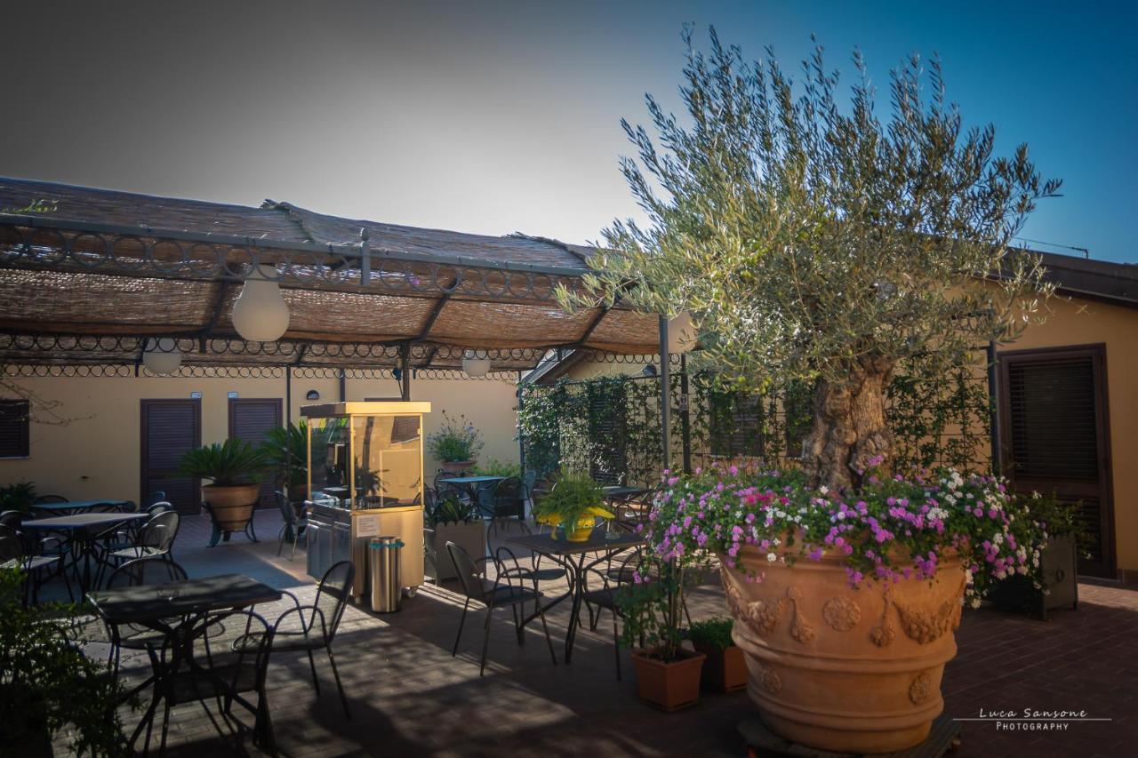 "La Terrazza Di Castiglione" Appartamenti Vacanza Castiglione della Pescaia Bagian luar foto